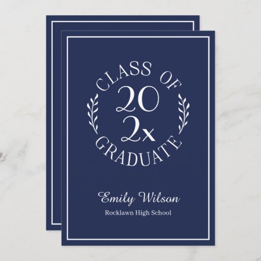 Chic Klasse van 2025 Navy Blue Graduation Party Kaart (Voorkant / Achterkant)