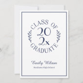 Chic Klasse van 2025 Navy White Graduation Party Kaart (Voorkant)