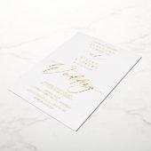 Chic klassiek calligrafie bruiloft wit goud folie uitnodiging (Gedraaid)