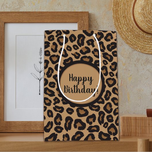 Chic Leopard Pattern Birthday Medium Cadeauzakje