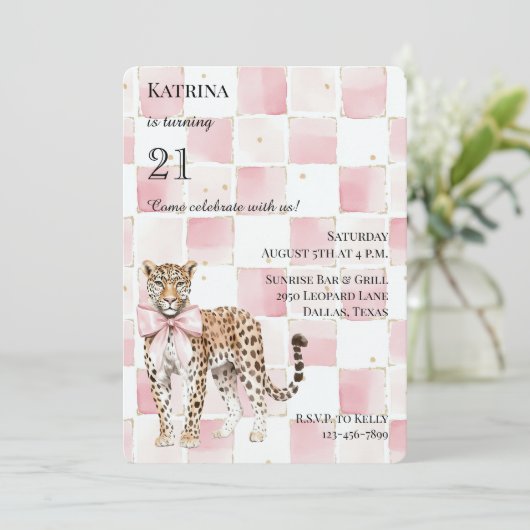 Chic Leopard Pink Bow Squares Verjaardag Kaart (Staand voorkant)