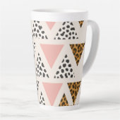 Chic Leopard & Pink Triangle Pattern Latte Mok (Rechterhoek)