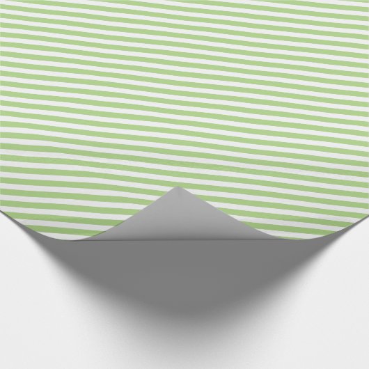 Chic Light Spring Green White Stripes Pattern Cadeaupapier (Hoek)