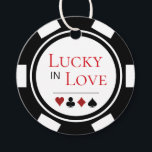 Chic Lucky In Love Zwart Wit Poker Chip Huwelijk Bedankjes Labels<br><div class="desc">Trouwen in Las Vegas of een andere leuke casinostad? Of een bruiloft met een casinothema? Deze elegante "Lucky in Love" witte en zwarte gunsttags zouden een perfecte aanvulling zijn op de gunsten van uw gast. Personaliseer uw ontwerp met uw namen in het zwart in het midden, en een trouwdatum, dank...</div>