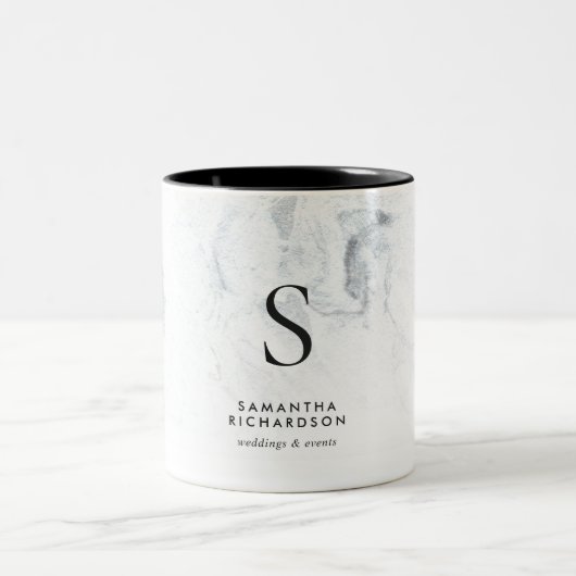 Chic Marble Monogram Tweekleurige Koffiemok (Center)