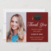 Chic Maroon Gold Afstuderen Foto 2025 Afstuderen Bedankkaart (Voorkant)