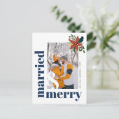 Chic Married en Merry Foto met Kerstmis Poinsettia Briefkaart (Staand voorkant)
