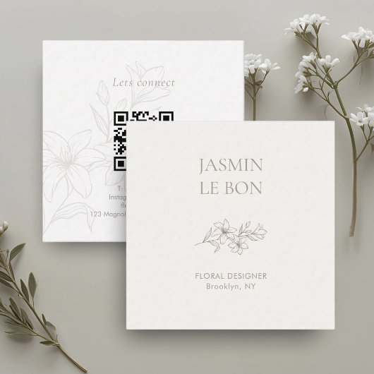 Chic Minimal Floral Square QR Zakelijk Vierkante Visitekaartje