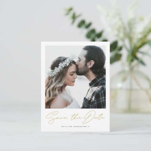 Chic Minimalist Gold Photo Wedding Save the Date Aankondigingskaart (Staand voorkant)