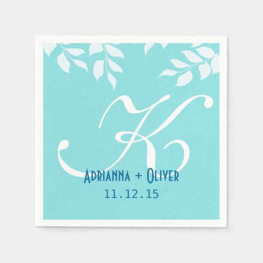 Chic Mint Blauw Wit Bladeren Huwelijk Monogram Servetten (Voorkant)
