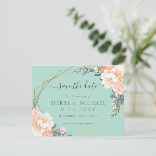 Chic Mint Green Peach Gold Floral Save the Date Aankondiging (Staand voorkant)
