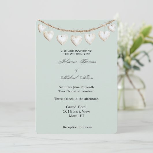 Chic Mint Green White Hearts Wedding Kaart (Staand voorkant)