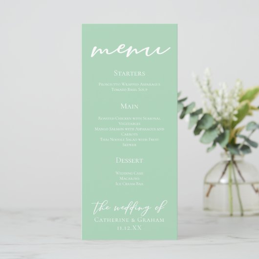 Chic Mint Groen Wit Typografie Trouwdiner Menu (Staand voorkant)