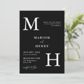 Chic Modern Monogram Initial Black White Wedding Kaart (Staand voorkant)