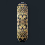 Chic Modern Navy Blue Mandala Persoonlijk Skateboard<br><div class="desc">Dit op hemionen geïnspireerde ontwerp is perfect voor een stijlvolle en trendy vrouw. Het is voorzien van een faux gedrukte gouden folie met de hand getekende mandala boven op een eenvoudige en moderne donkere marine tot donkerdere blauwe ombre gradiënt achtergrond. Het is , boho, , elegant en luxueus. ***BELANGRIJKE NOTA...</div>