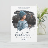 Chic Modern Navy Brushtroke Effect Afstuderen Kaart (Staand voorkant)