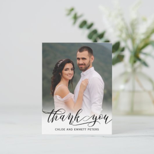 Chic Moderne Kalligrafie Fotobruiloft Dank u Briefkaart (Staand voorkant)