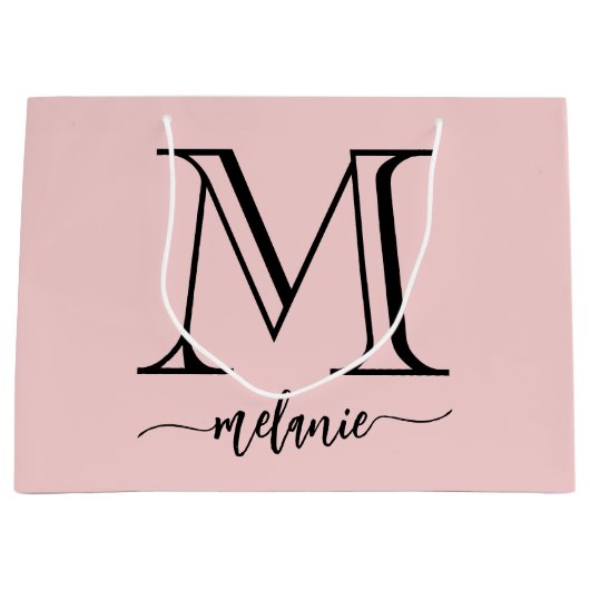 Chic Monogram Blush Pink Black Large Gift Bag Groot Cadeauzakje (Voorkant)