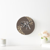 Chic Monogram Bruin Ronde Klok (Huis)