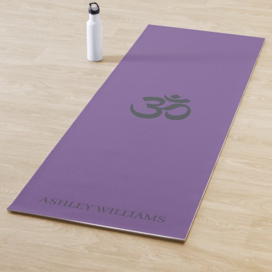Chic Monogram om Symbol Paars Yoga Mat (In situ)