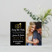 Chic Monogram Weddenrings sparen of ruilt de datum Folie Uitnodiging Briefkaart (Staand Voorkant)