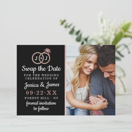 Chic Monogram Weddenrings sparen of ruilt de datum Save The Date (Staand voorkant)