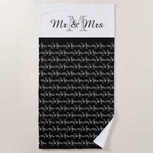CHIC MR. EN MEVROUW BEACH TOWEL MET MONOGRAM STRANDLAKEN