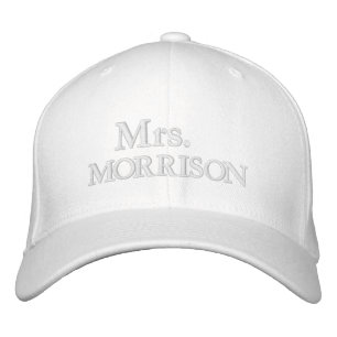 Chic Mrs Achternaam zwart roze wit Geborduurde Pet