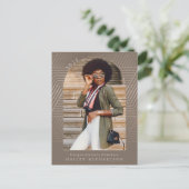 Chic Muted Geometric Print Afstuderen Aankondigingskaart (Staand voorkant)