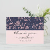 Chic Navy Blue Blush Pink Floral Pattern Weddensch Bedankkaart (Staand voorkant)