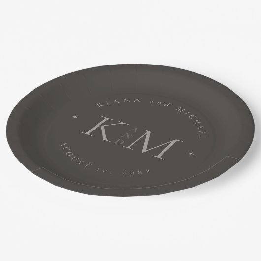 Chic Neutrals Bruiloft Initialen Charcoal ID1020 Papieren Bordje (Gekanteld)