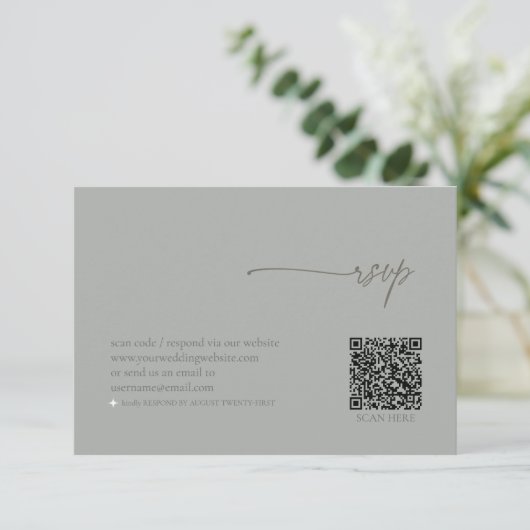 Chic Neutrals Huwelijk QR Code Sage Grijs ID1020 RSVP Kaartje (Staand voorkant)