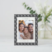 Chic Nordic Black and White Snowflake Briefkaart (Staand voorkant)