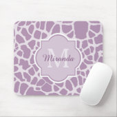Chic Paarse Giraffe afdrukken met monogram en naam Muismat (Met muis)