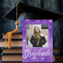 Chic Paarse Sparkle Afstuderen Foto 2025 Afstudere