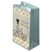 Chic Paris Girl Riding Bike Cute Birthday Klein Cadeauzakje (Voorkant Gekanteld)