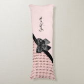 Chic Parisian Pink Polka Dots Black Bow and Name Lichaamskussen (Voorkant Verticaal)
