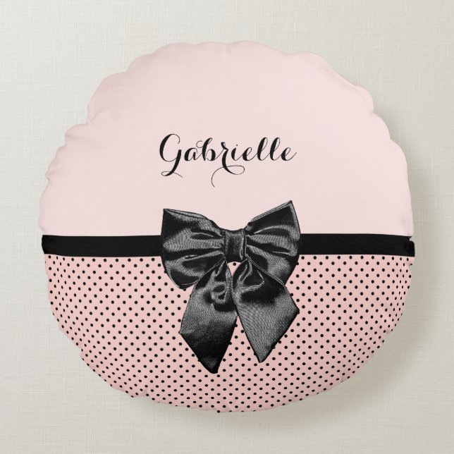 Chic Parisian Pink Polka Dots Black Bow and Name Rond Kussen (Voorkant)