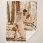 Chic Pas getrouwd Mr Mrs Wedding Foto Sherpa Deken<br><div class="desc">Chic, modern monogrammed trouwfoto sherpa deken met de tekst Mr en Mrs. in witte elegante manuscriptkalligrafie en uw trouwdatum in moderne typografie. Voeg gewoon je trouwnaam, trouwdatum en trouwfoto toe. Perfect luxe cadeau voor het pas gehuwde paar. Exclusief voor u ontworpen door Happy Dolphin Studio. Neem contact met ons op...</div>