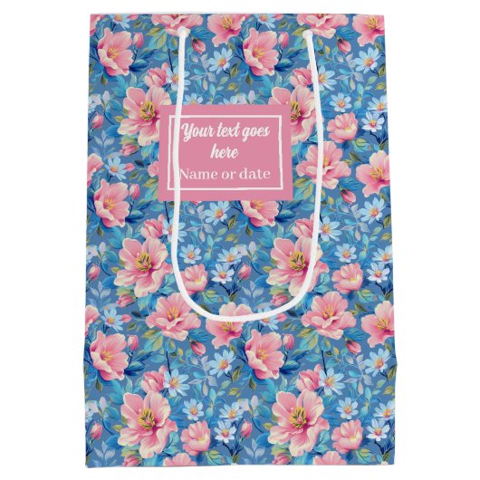 Chic pastel blauw en blush roze preppy floral medium cadeauzakje (Achterkant)