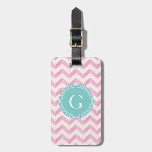 Chic Pastel Roze & Mint Chevron Aangepast monogram Bagagelabel (Voorkant verticaal)