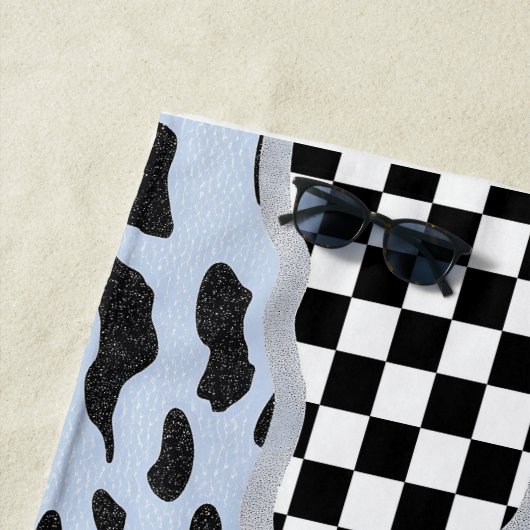 Chic Patchwork Suspicious Black Cat Gingham & Chec Strandlaken (In situ)