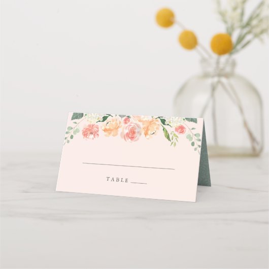 Chic Peach Blush Lente Bloemen Huwelijk Plaatskaartje (Voorkant)
