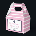 Chic Pink en Navy Hangover Relief Kit Favor Box Bedankdoosjes<br><div class="desc">Perfect klassieke zeemacht en roze aanzuigerhanger die de hulpuitrusting van de kast striped gunt doos is die aanpasbaar is.</div>