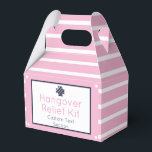Chic Pink en Navy Hangover Relief Kit Favor Box Bedankdoosjes<br><div class="desc">Perfect klassieke zeemacht en roze aanzuigerhanger die de hulpuitrusting van de kast striped gunt doos is die aanpasbaar is.</div>