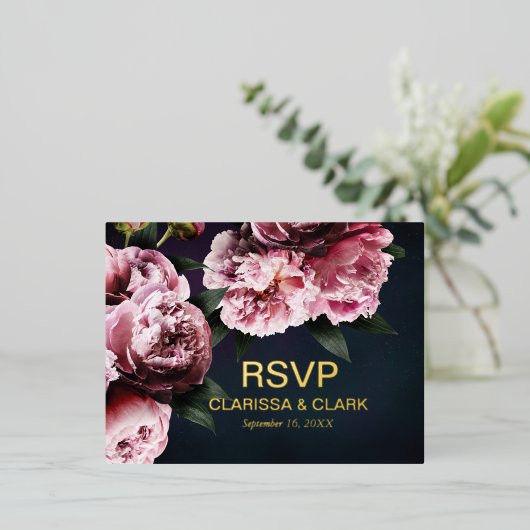 Chic Pink Peonies Folie RSVP Wedding Briefkaart (Staand Voorkant)
