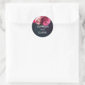 Chic Pink Peony Couple Names Wedding Envelope Seal Ronde Sticker (Tas)