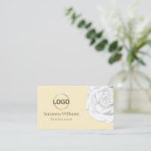 Chic Plain Peach Beige White Rose met Logo Simple Visitekaartje (Staand voorkant)