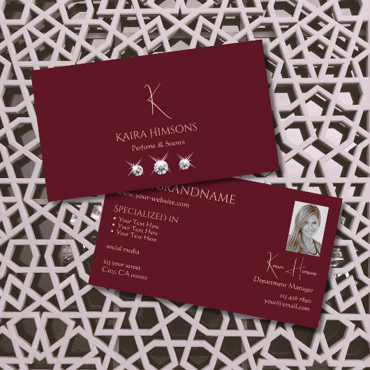 Chic Plain Wine Red met Monogram Foto en juwelen Visitekaartje