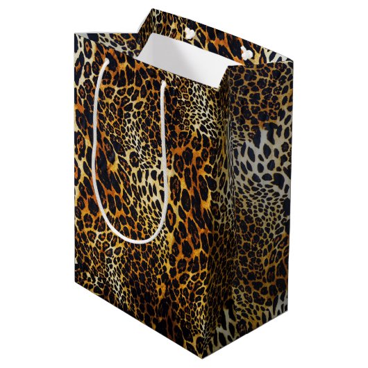 Chic Realistic Jaguar Pattern Whimsical™ Medium Cadeauzakje (Achterkant Gekanteld)